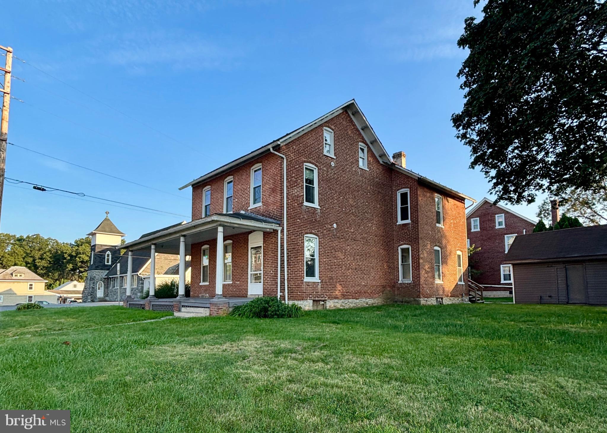 3088 E LINCOLN HIGHWAY E