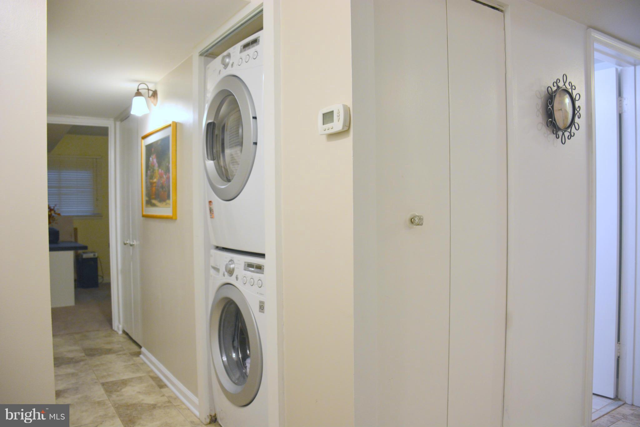 DEERING WOODS - Residential