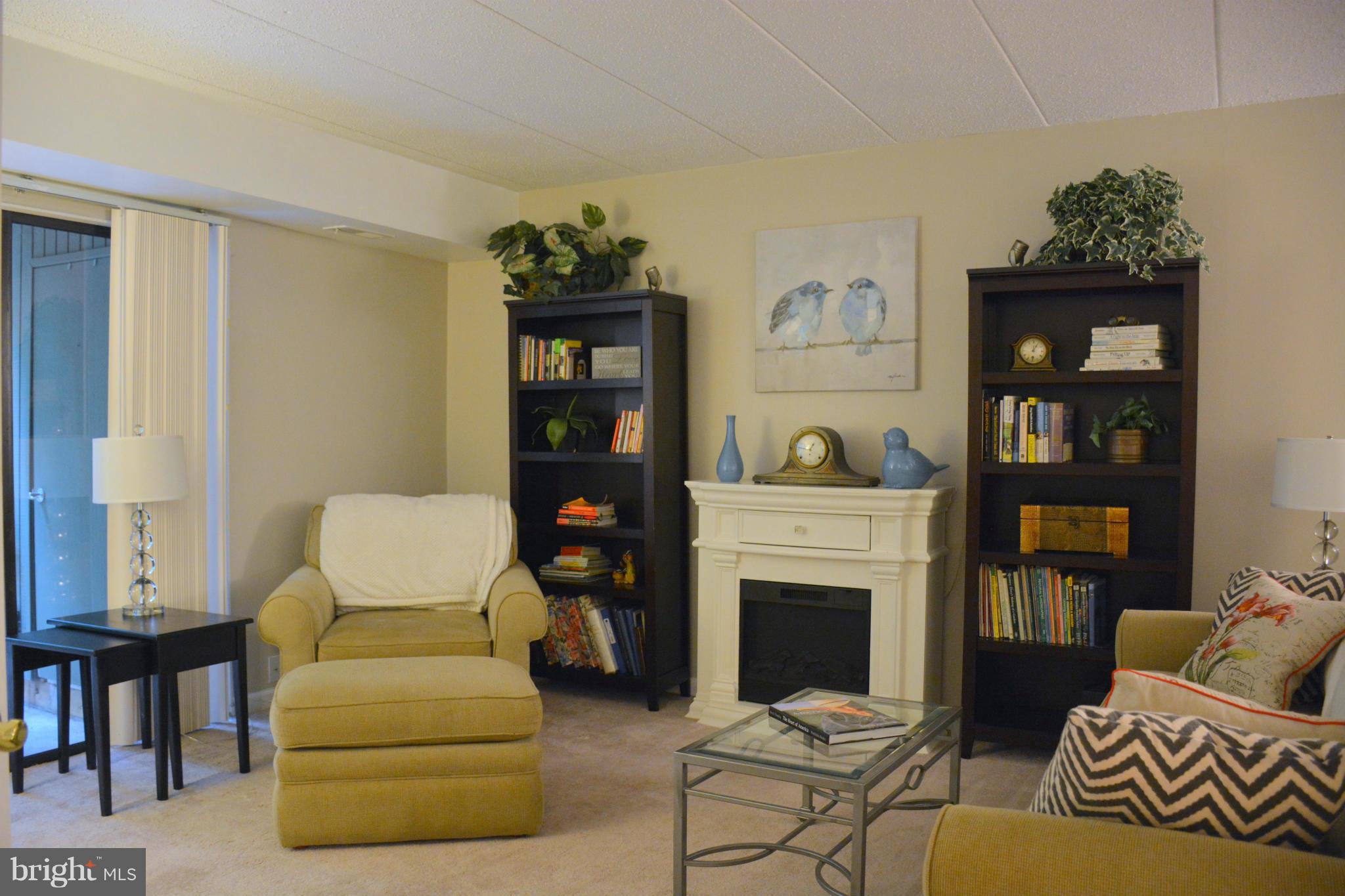 DEERING WOODS - Residential