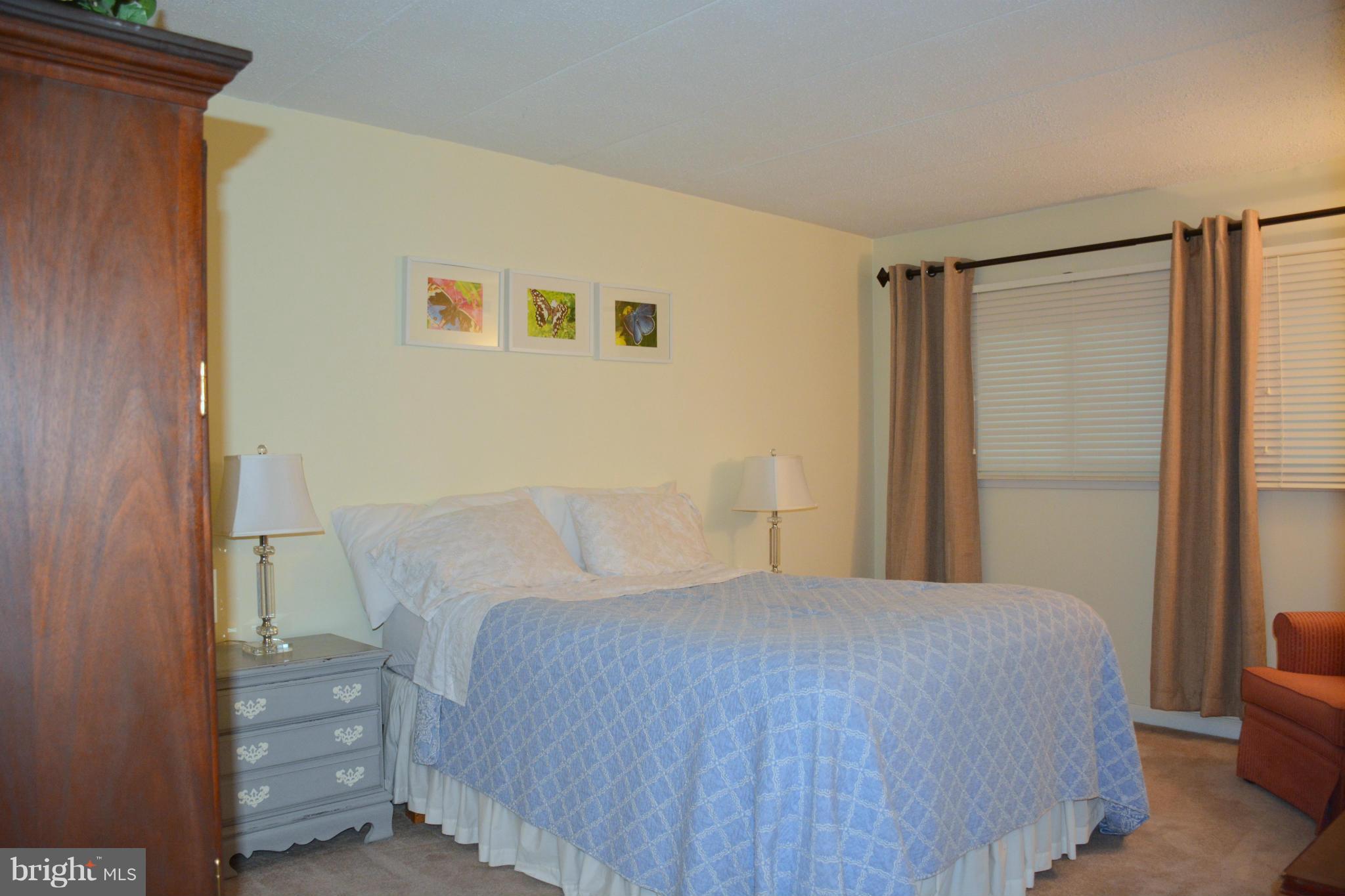 DEERING WOODS - Residential