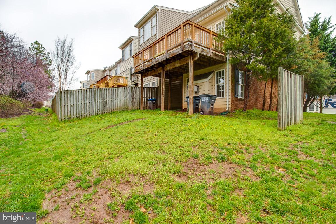 TOWNES AT COMPTON FARM - Residential
