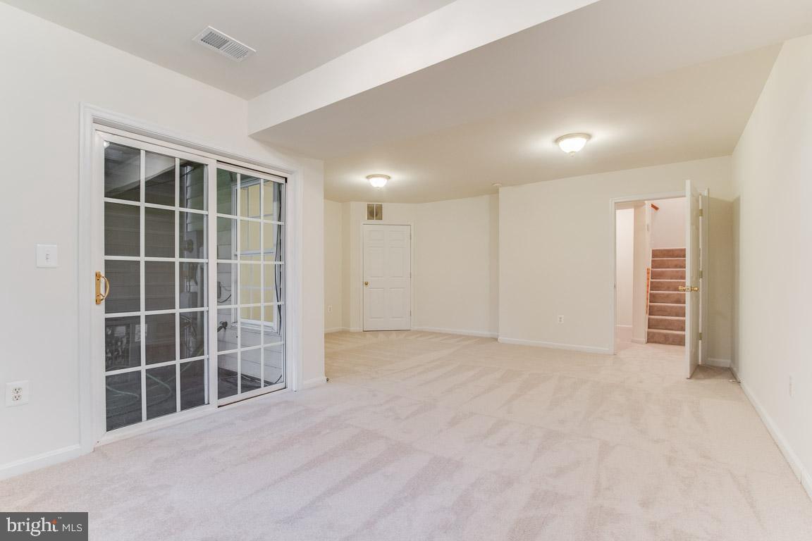 TOWNES AT COMPTON FARM - Residential