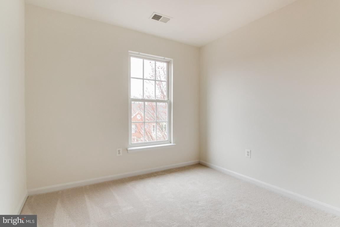 TOWNES AT COMPTON FARM - Residential