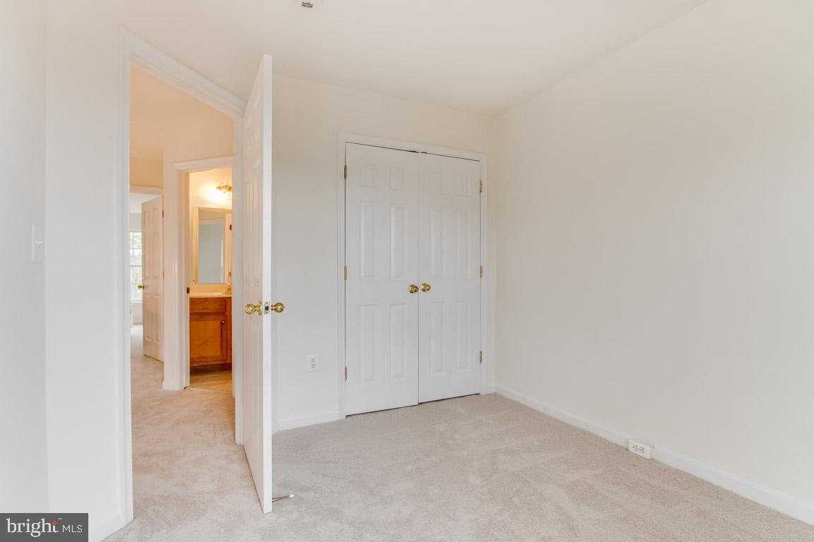 TOWNES AT COMPTON FARM - Residential