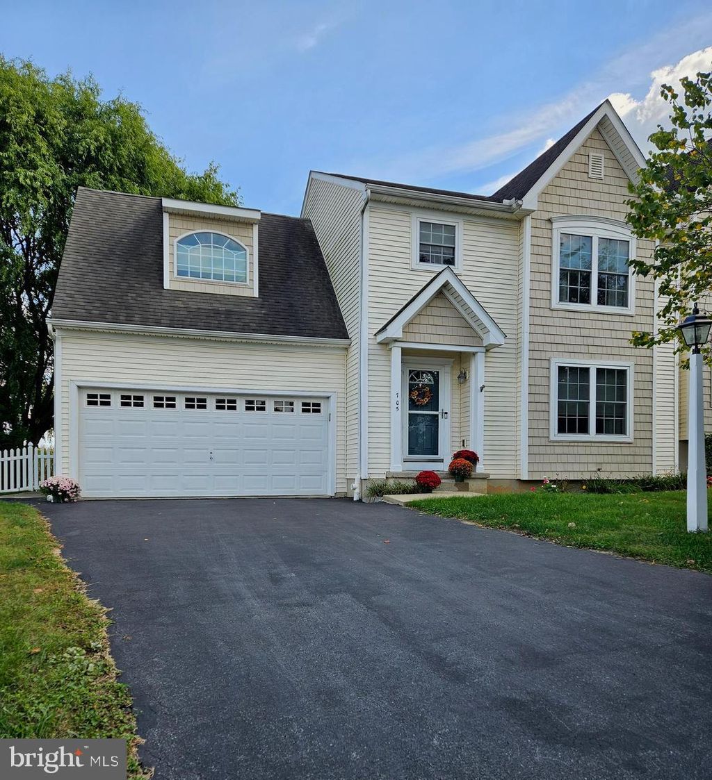Photo of 705 Danbury Drive, RED LION, PA 17356 (MLS # PAYK2090852)