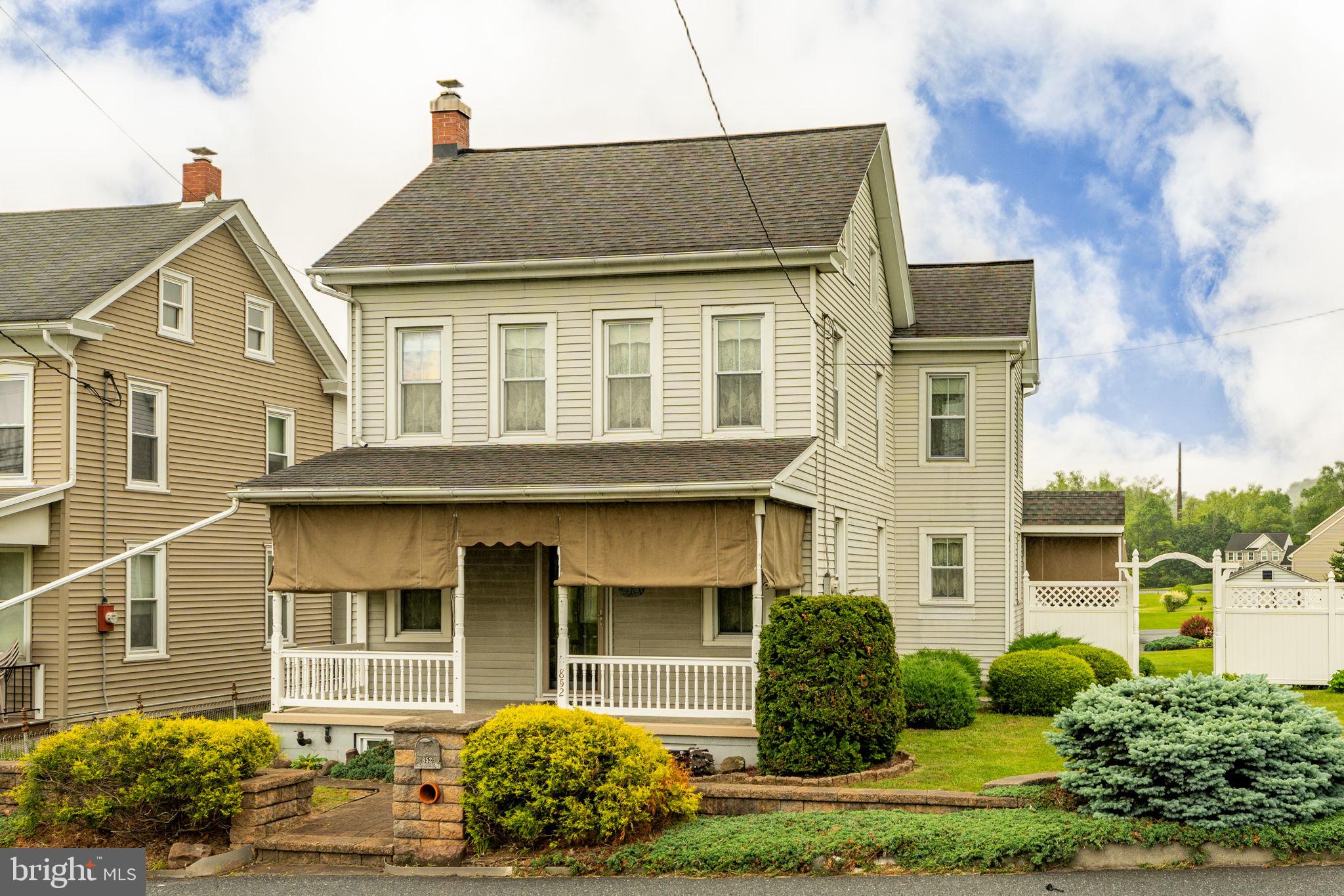 852 FRITZTOWN ROAD