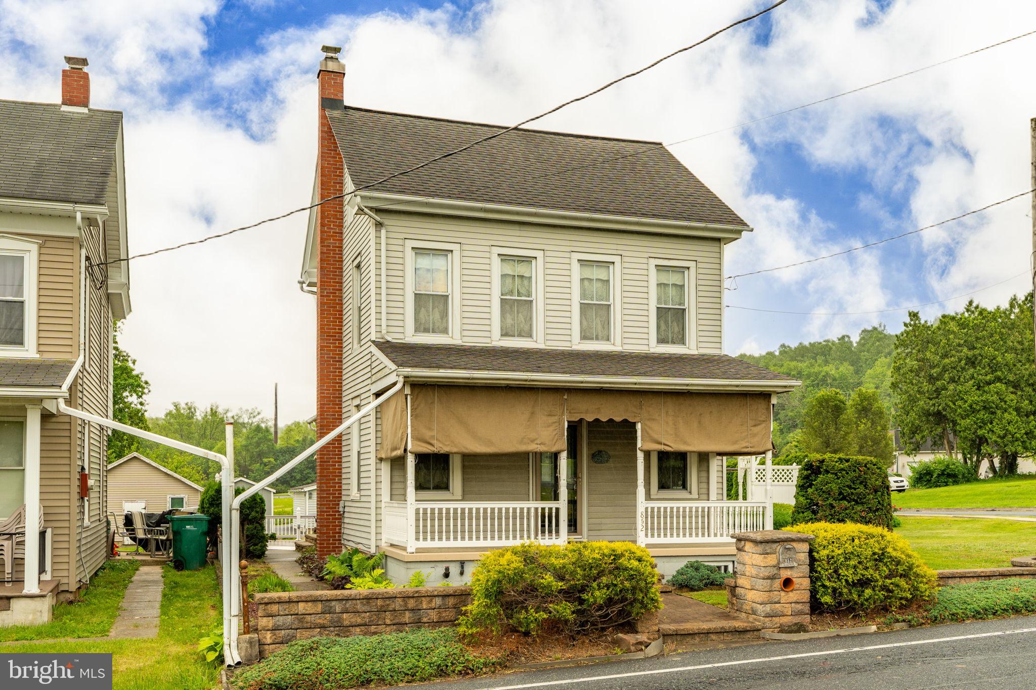 852 FRITZTOWN ROAD
