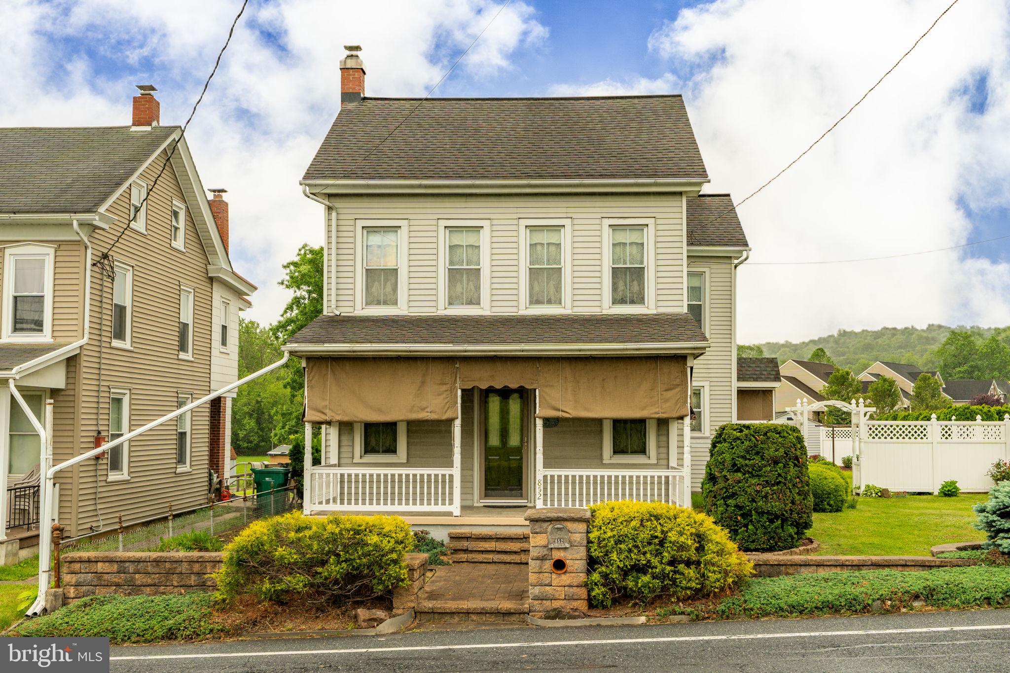 852 FRITZTOWN ROAD