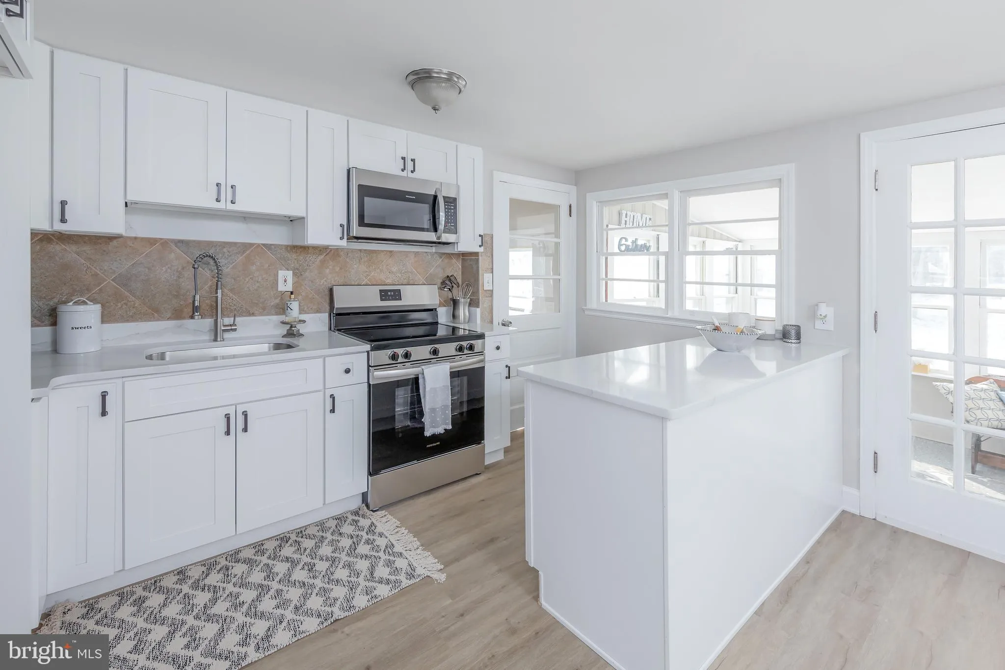 Mantua, New Jersey 08051, United States, 2 Bedrooms Bedrooms, ,1 BathroomBathrooms,Residential,Contingent,12862