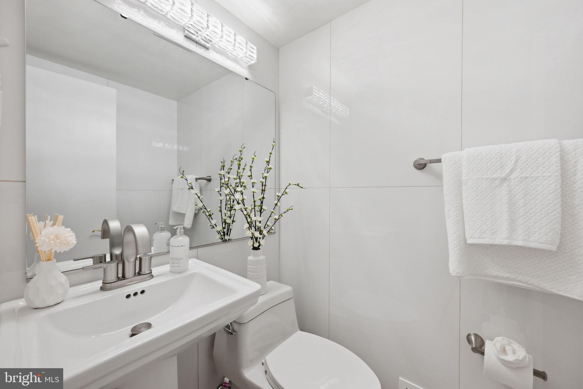 FOREST HILLS - Residential