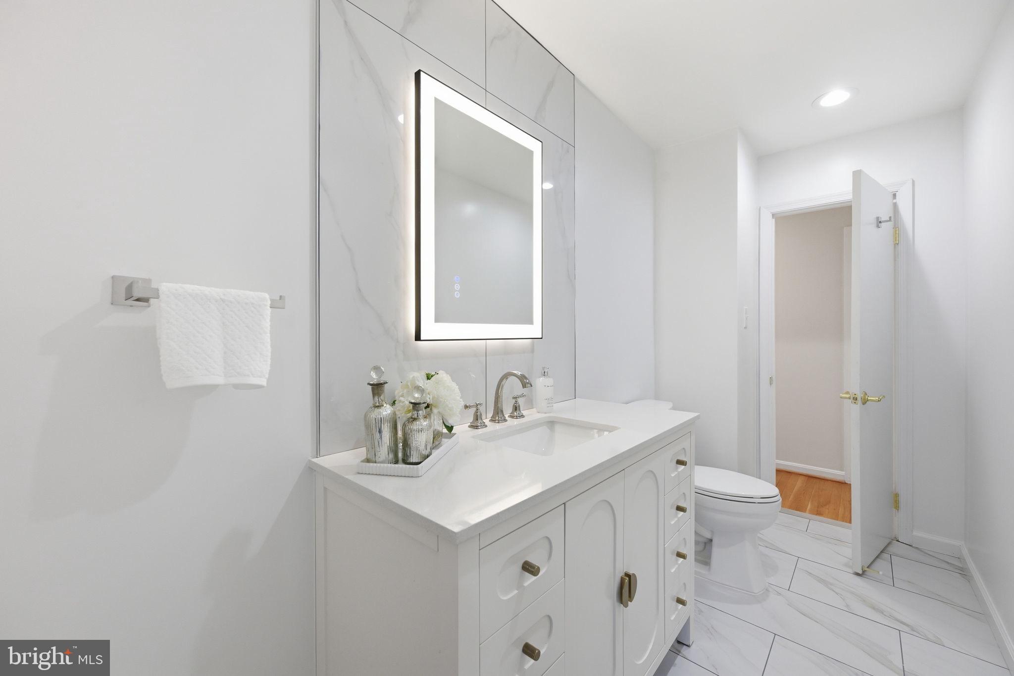 FOREST HILLS - Residential