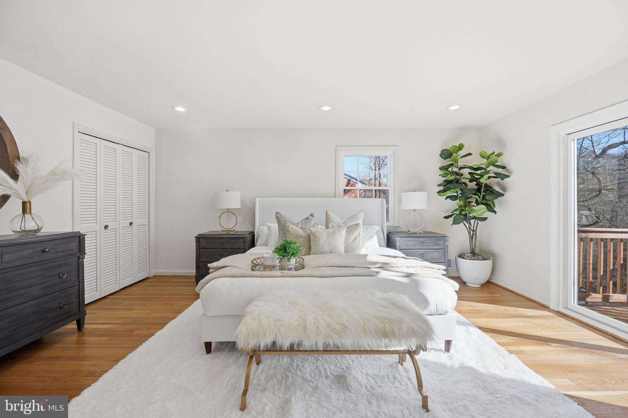 FOREST HILLS - Residential