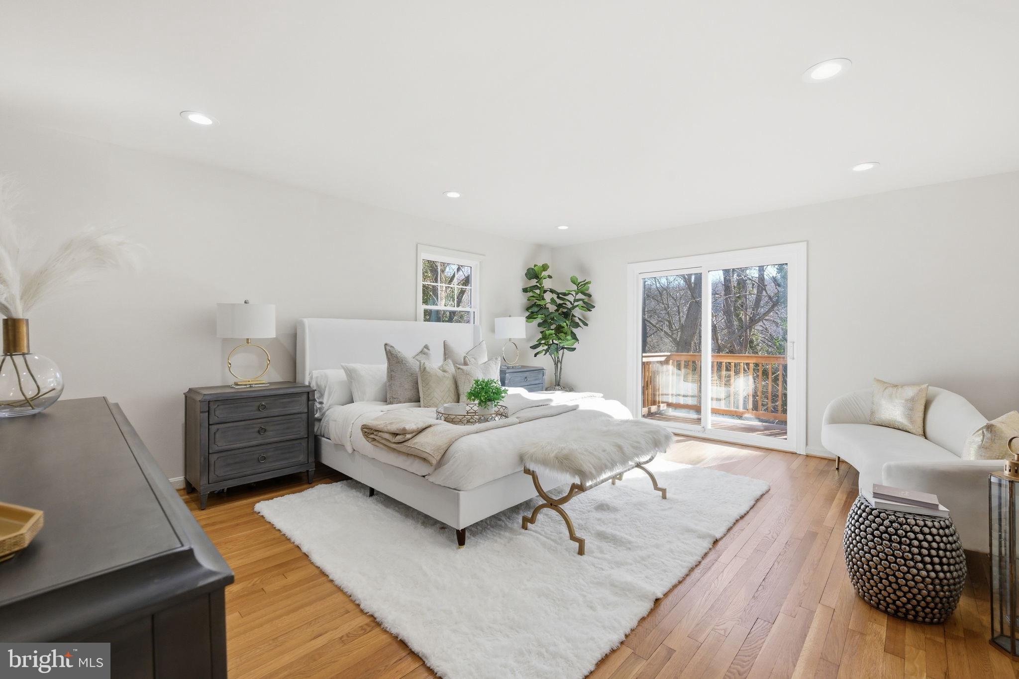 FOREST HILLS - Residential