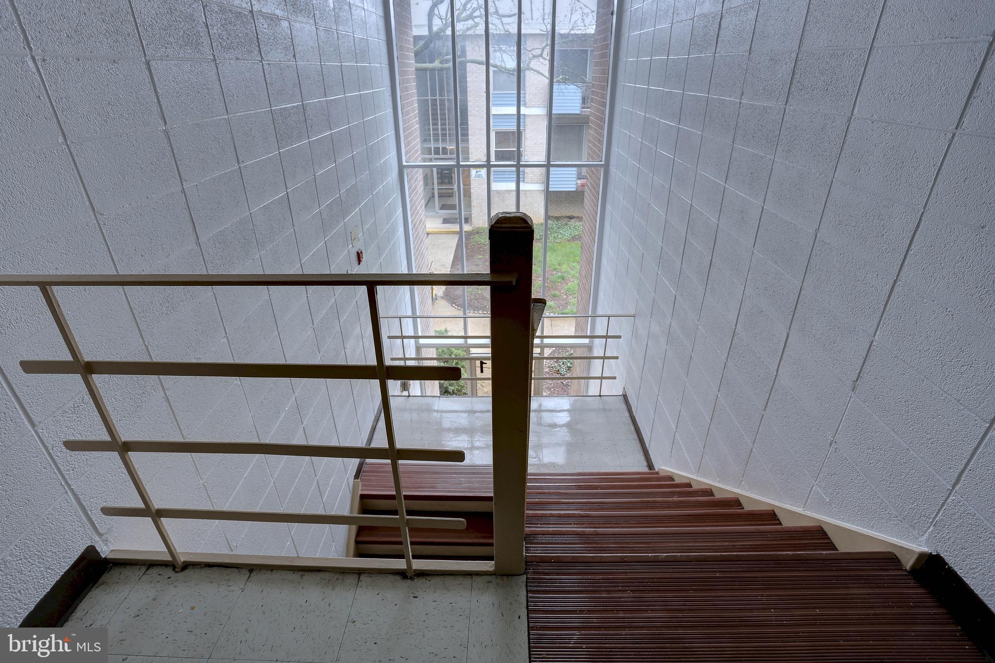 MARLOW TOWERS - Residential