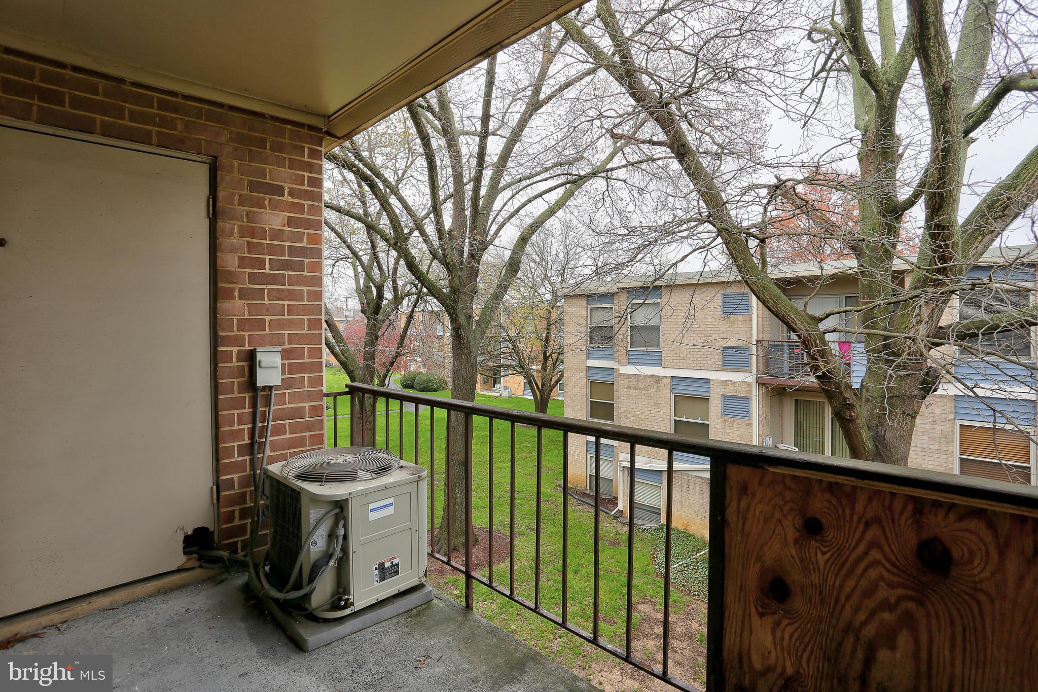 MARLOW TOWERS - Residential