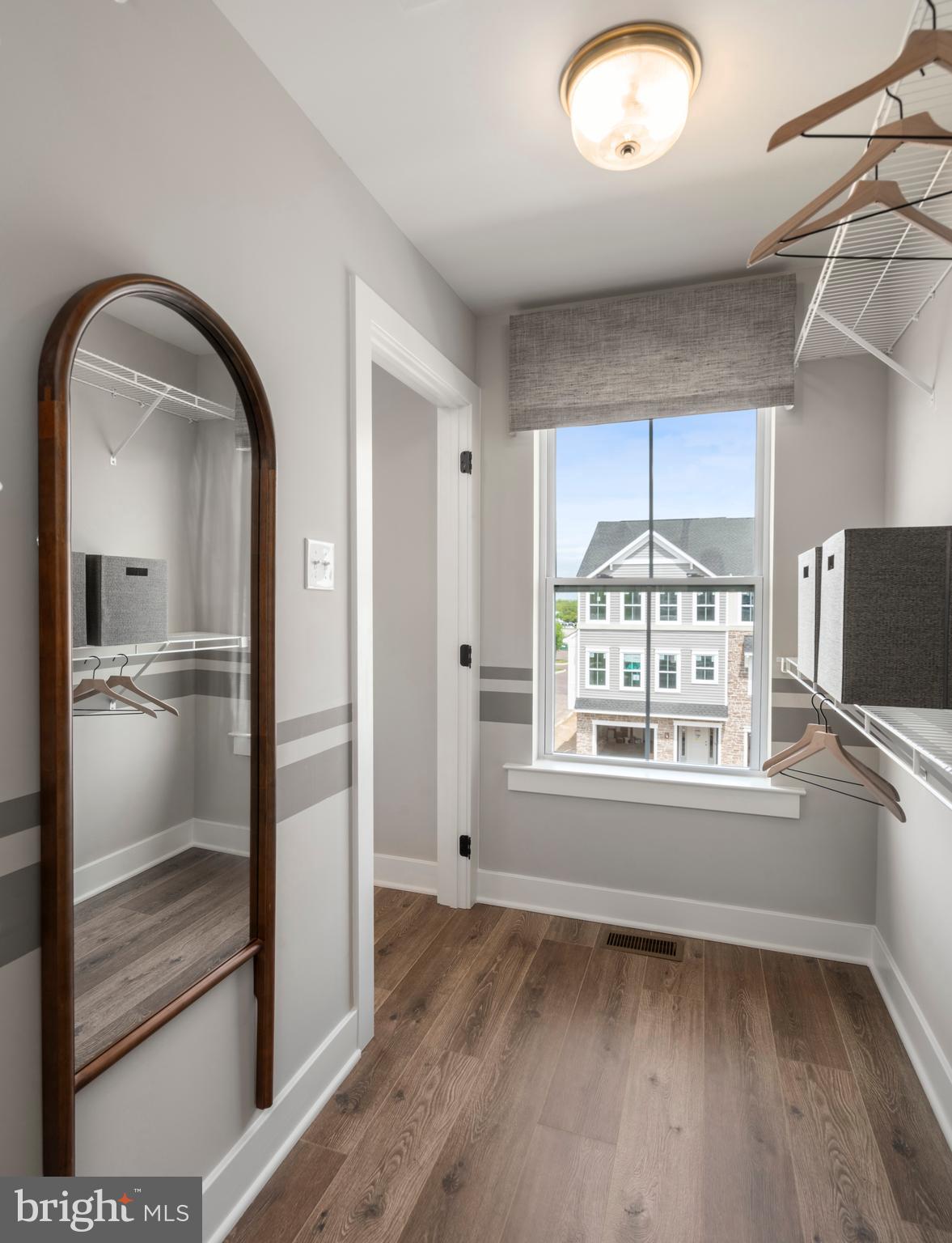 STERLING WALK - Residential