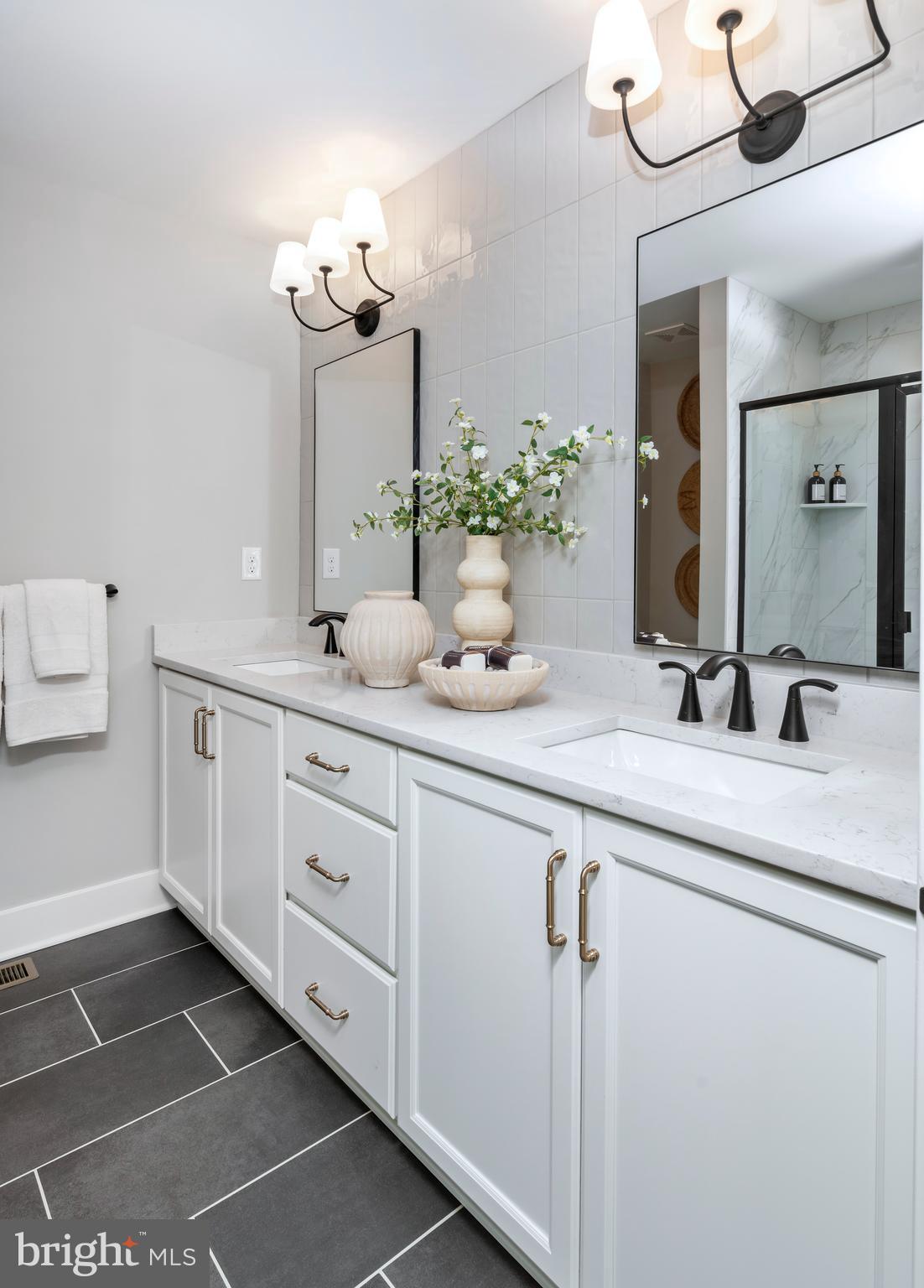 STERLING WALK - Residential