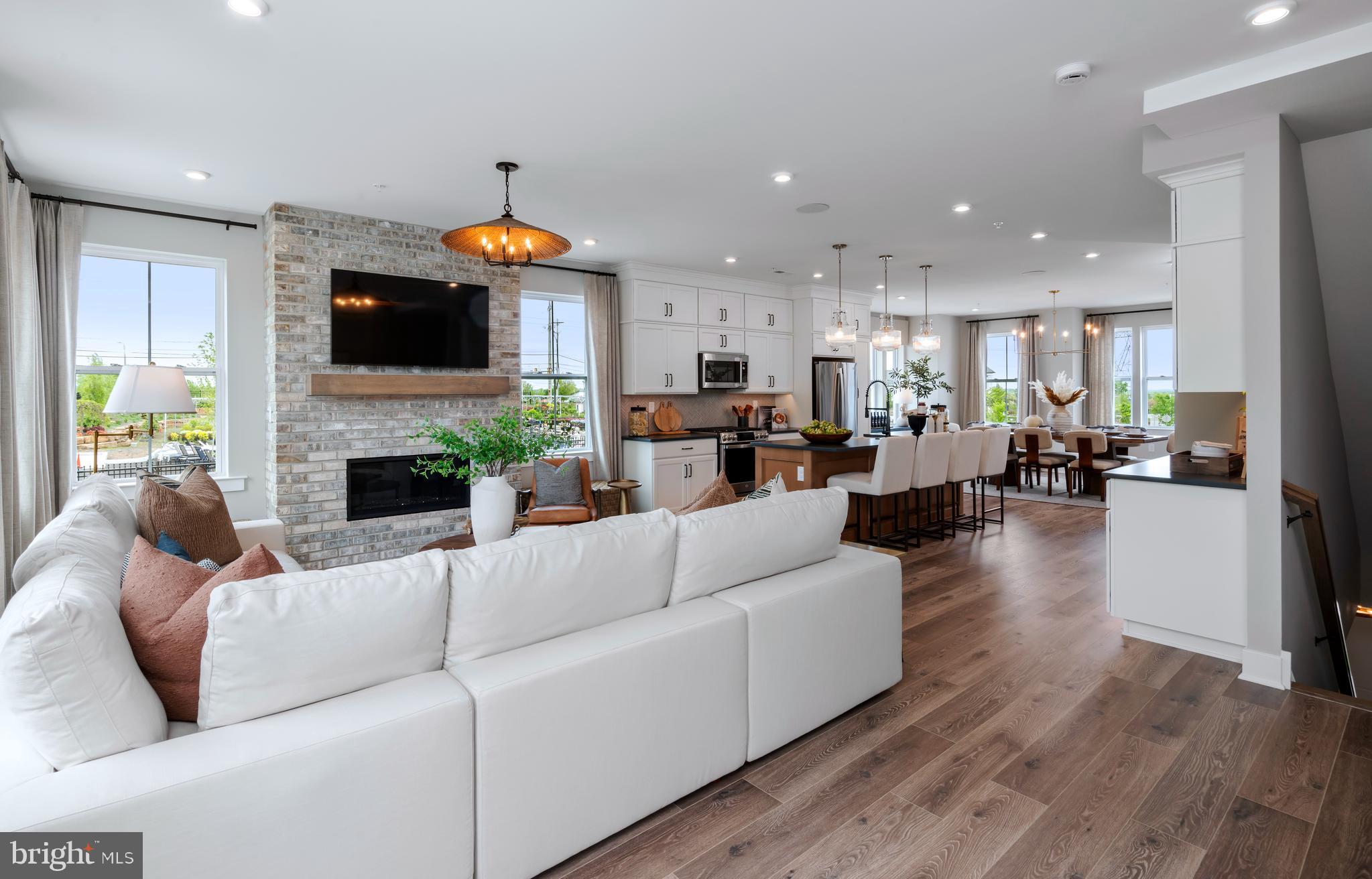 STERLING WALK - Residential