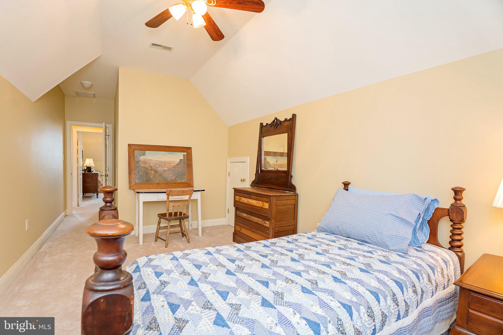 FERNBANK - Residential