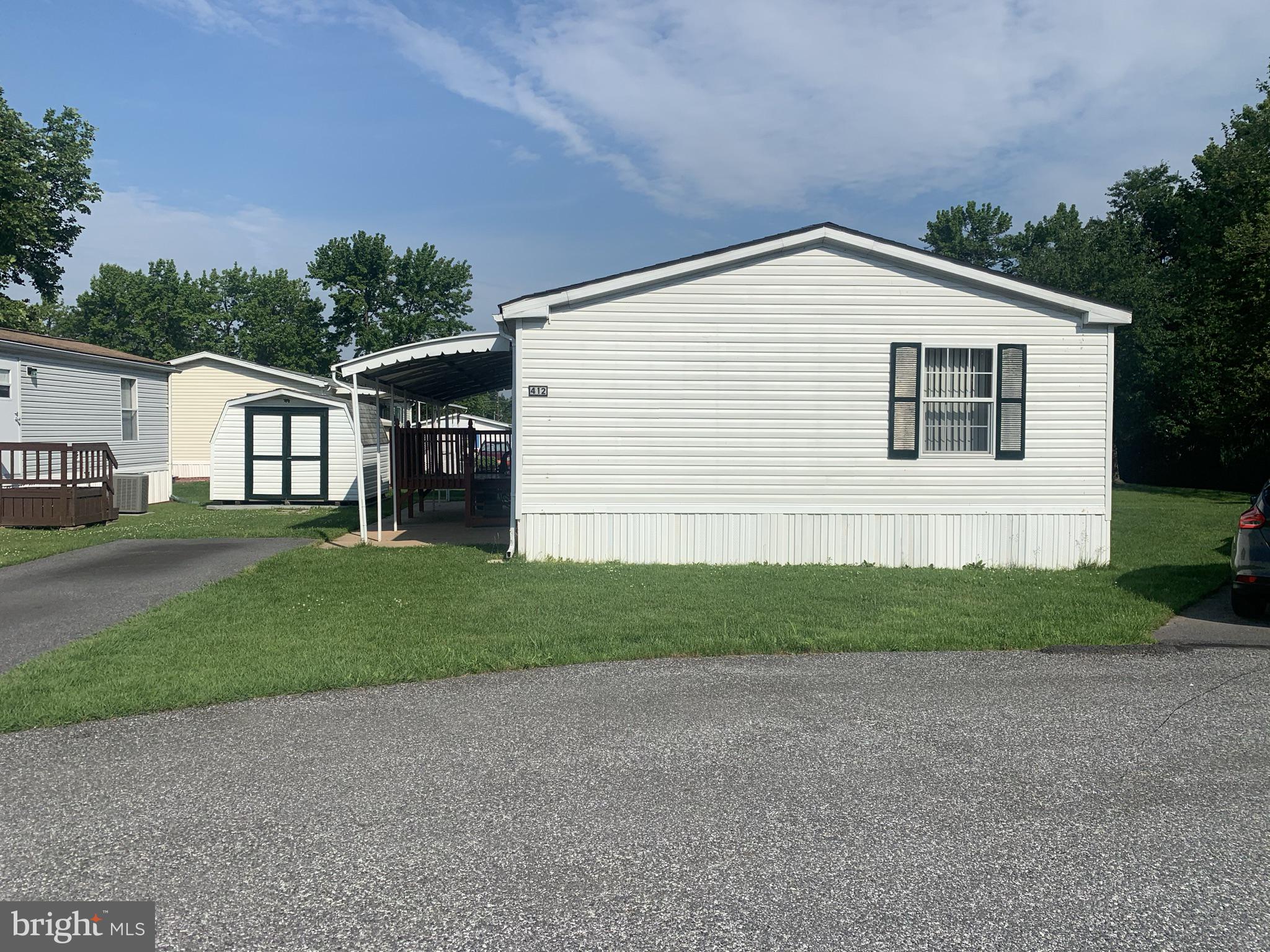 BRIARWOOD ESTATES - Residential