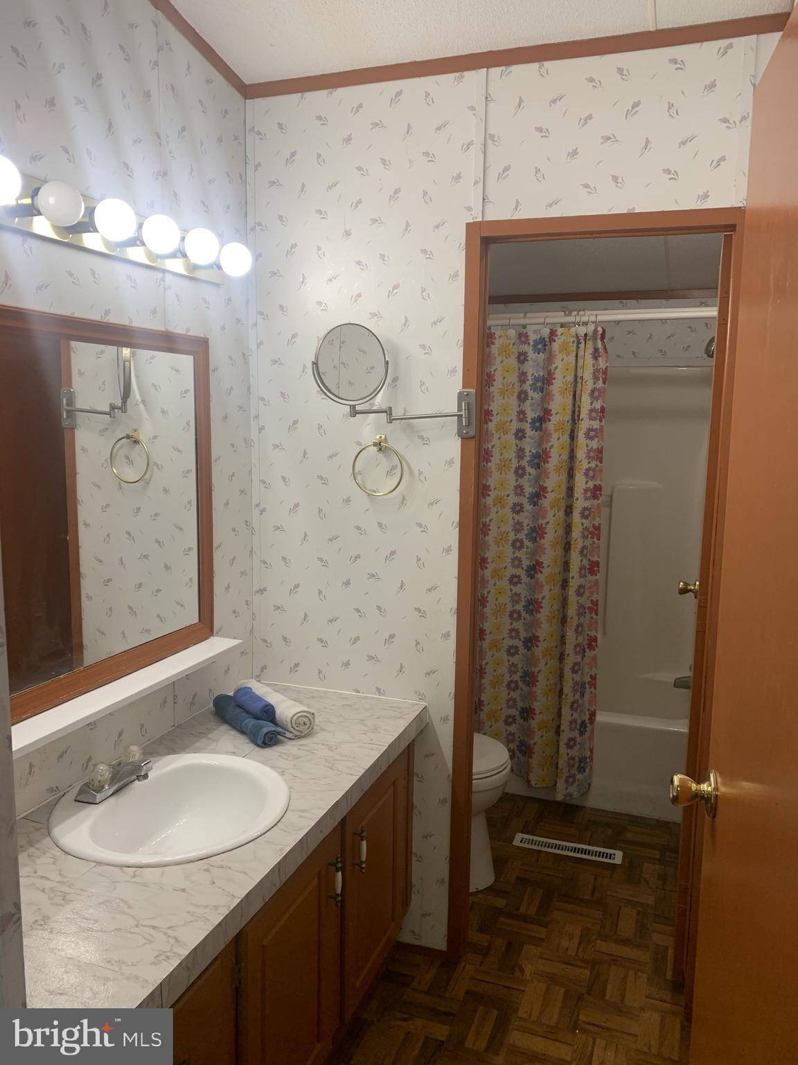 BRIARWOOD ESTATES - Residential