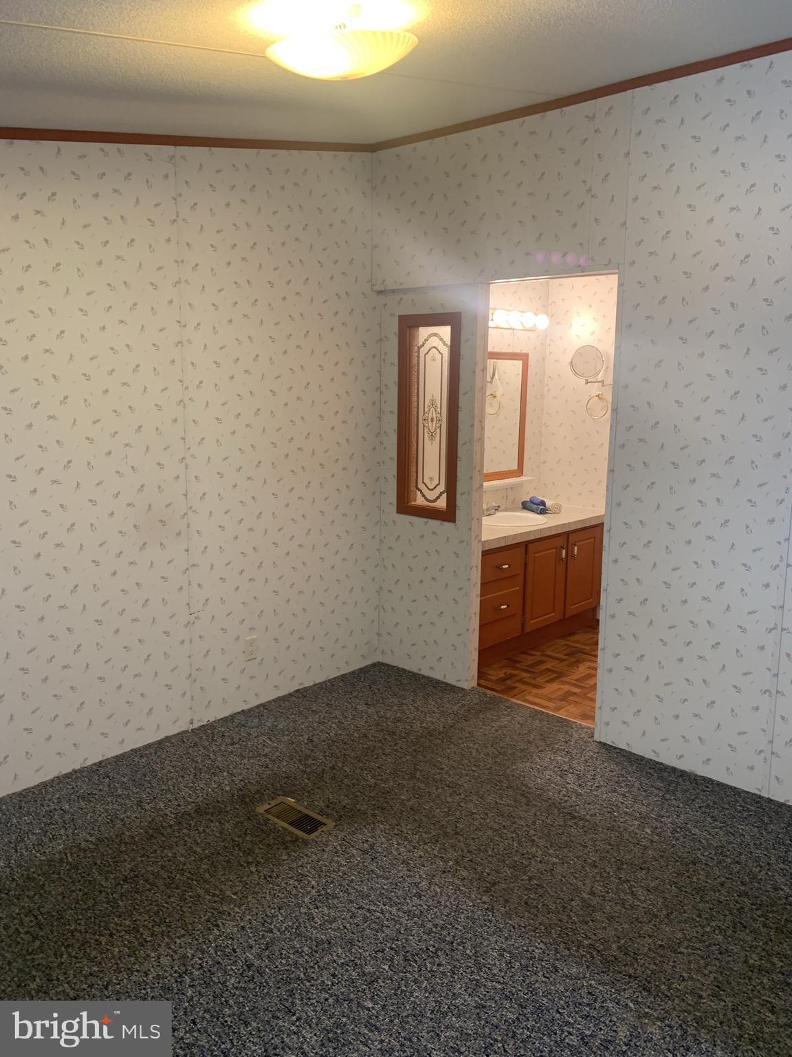 BRIARWOOD ESTATES - Residential