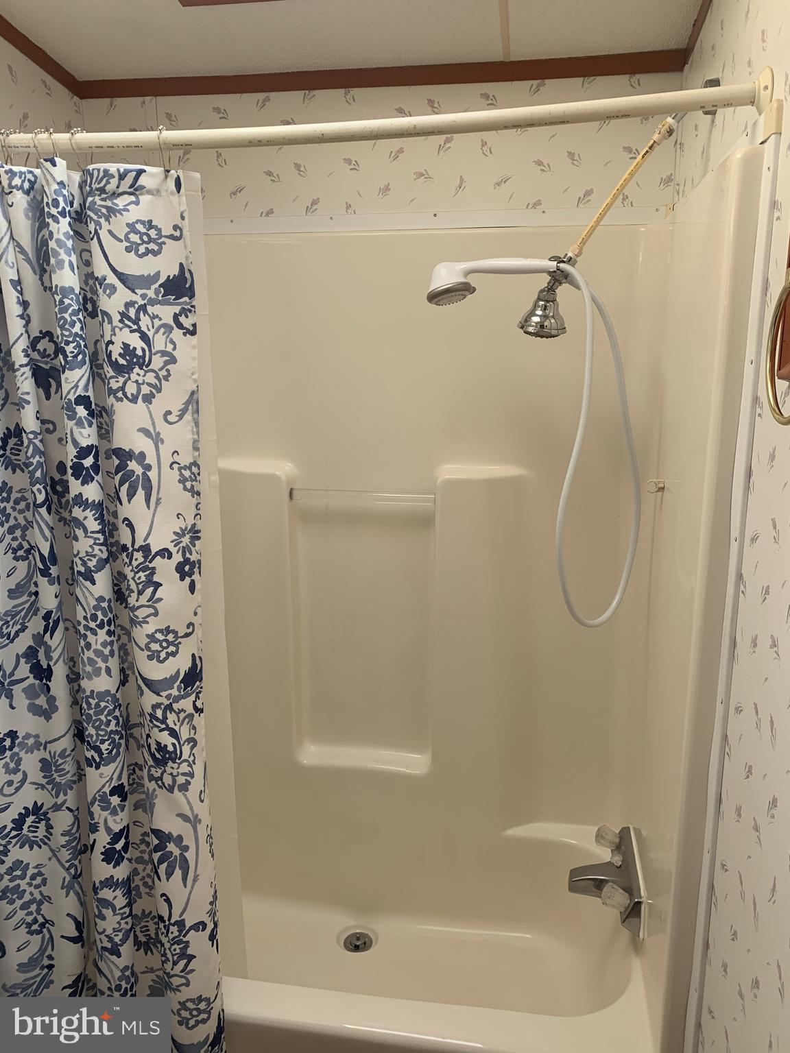 BRIARWOOD ESTATES - Residential