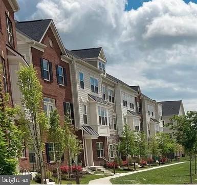 Photo 1 of 1 — 817 SAWBACK SQUARE NE, LEESBURG, VA 20176