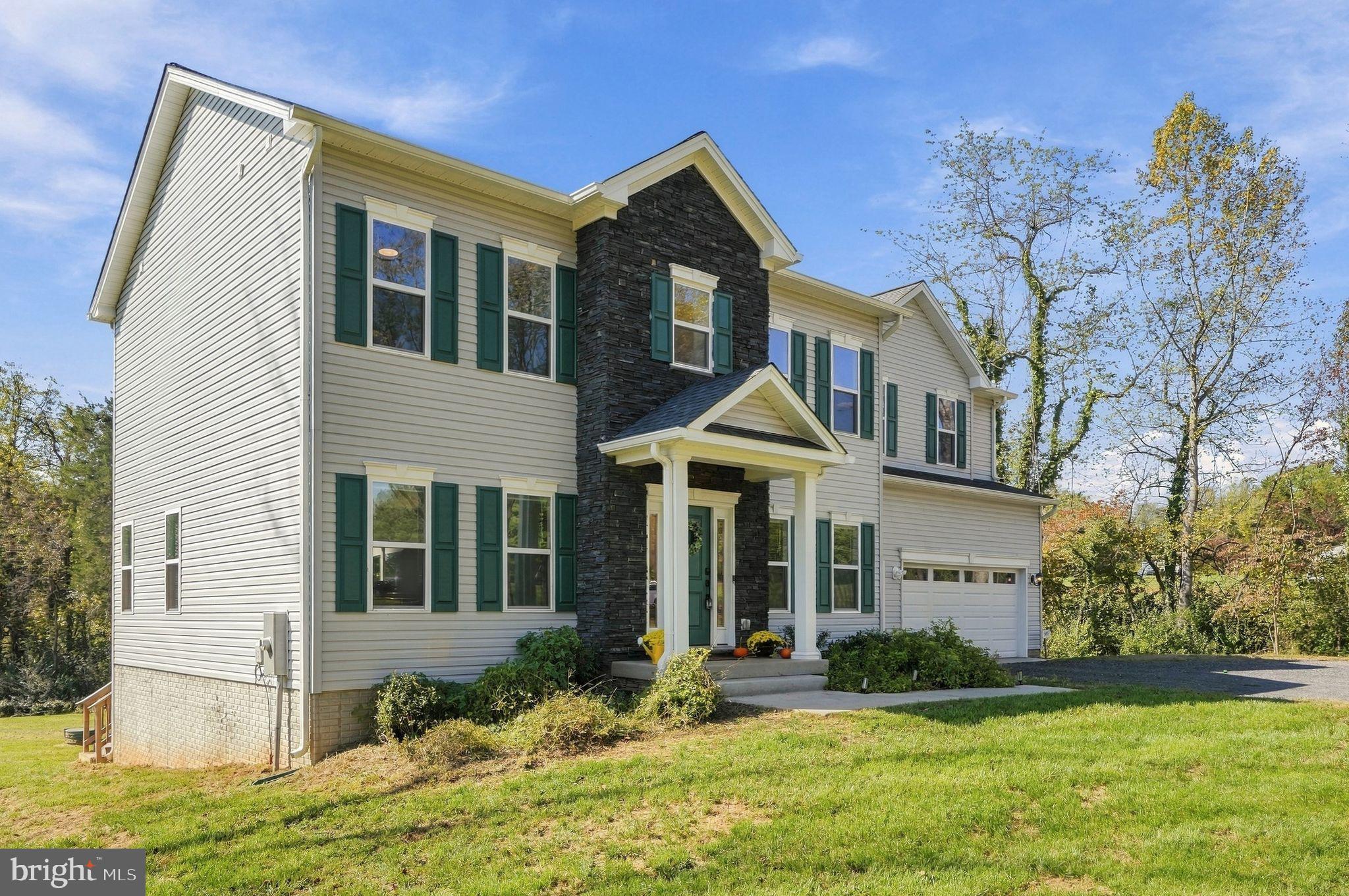 15445 LAKE VISTA LANE
