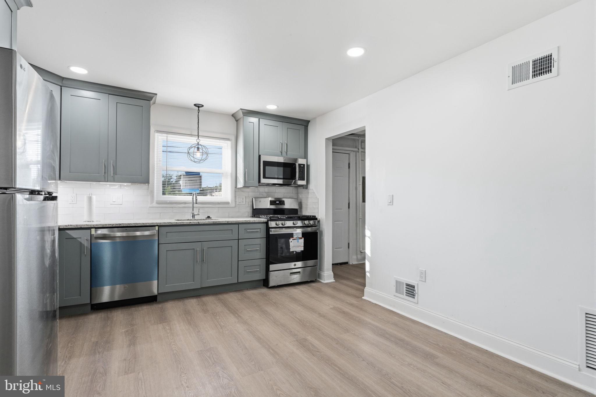 BRISTOL - Residential