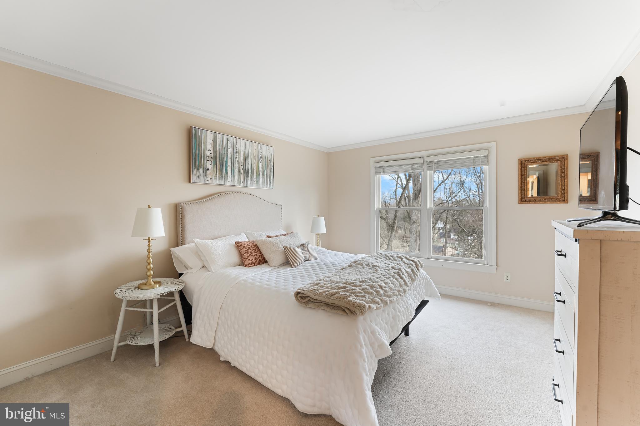 CROSS CREEK - Residential