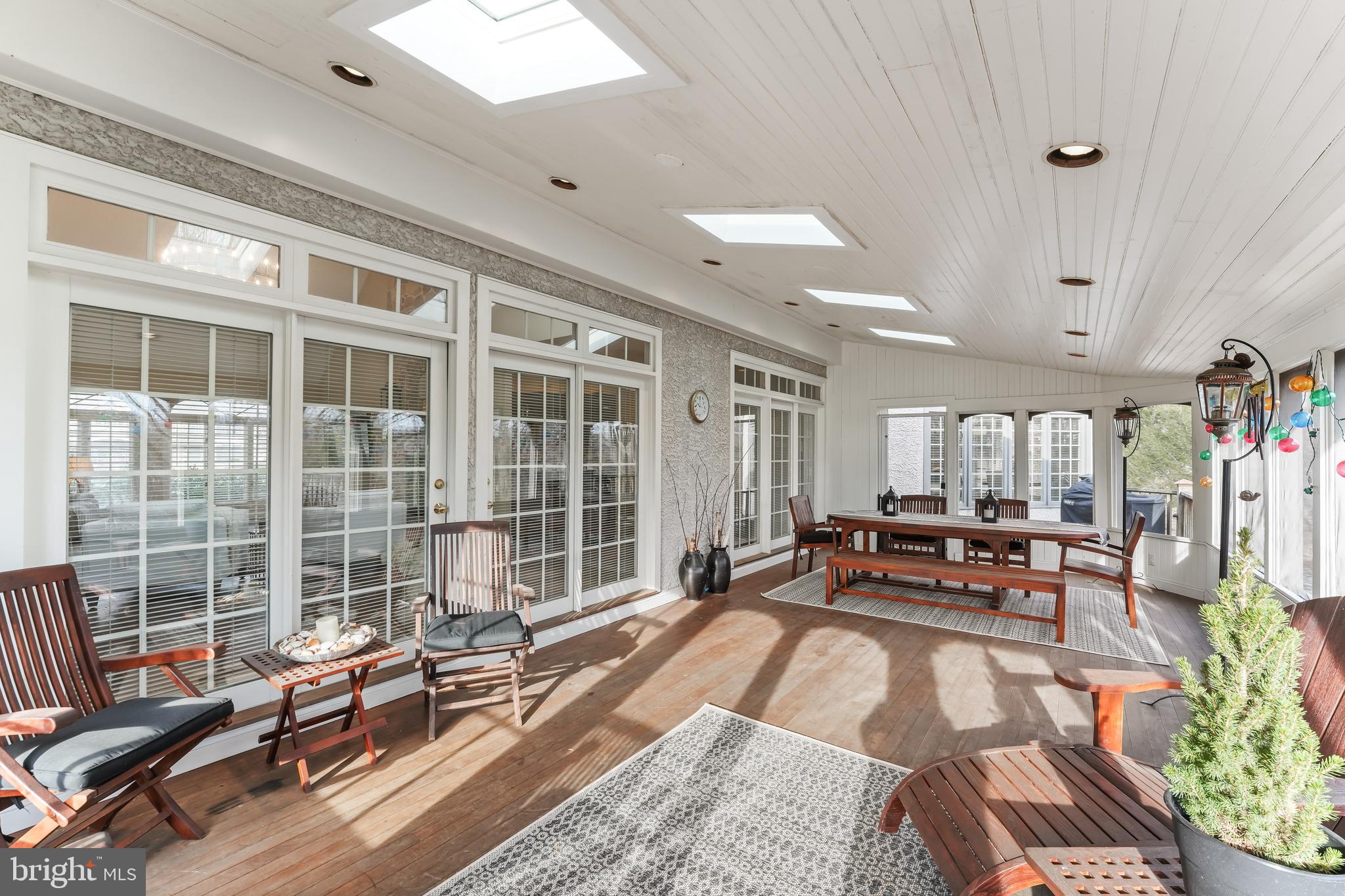 CROSS CREEK - Residential