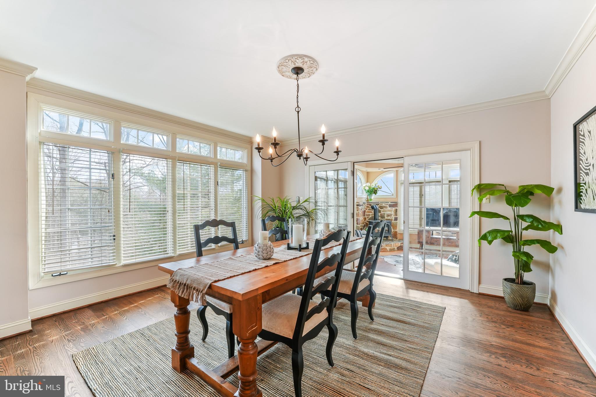 CROSS CREEK - Residential