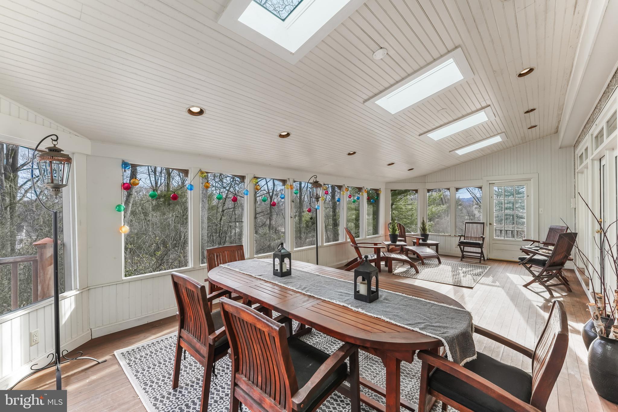 CROSS CREEK - Residential