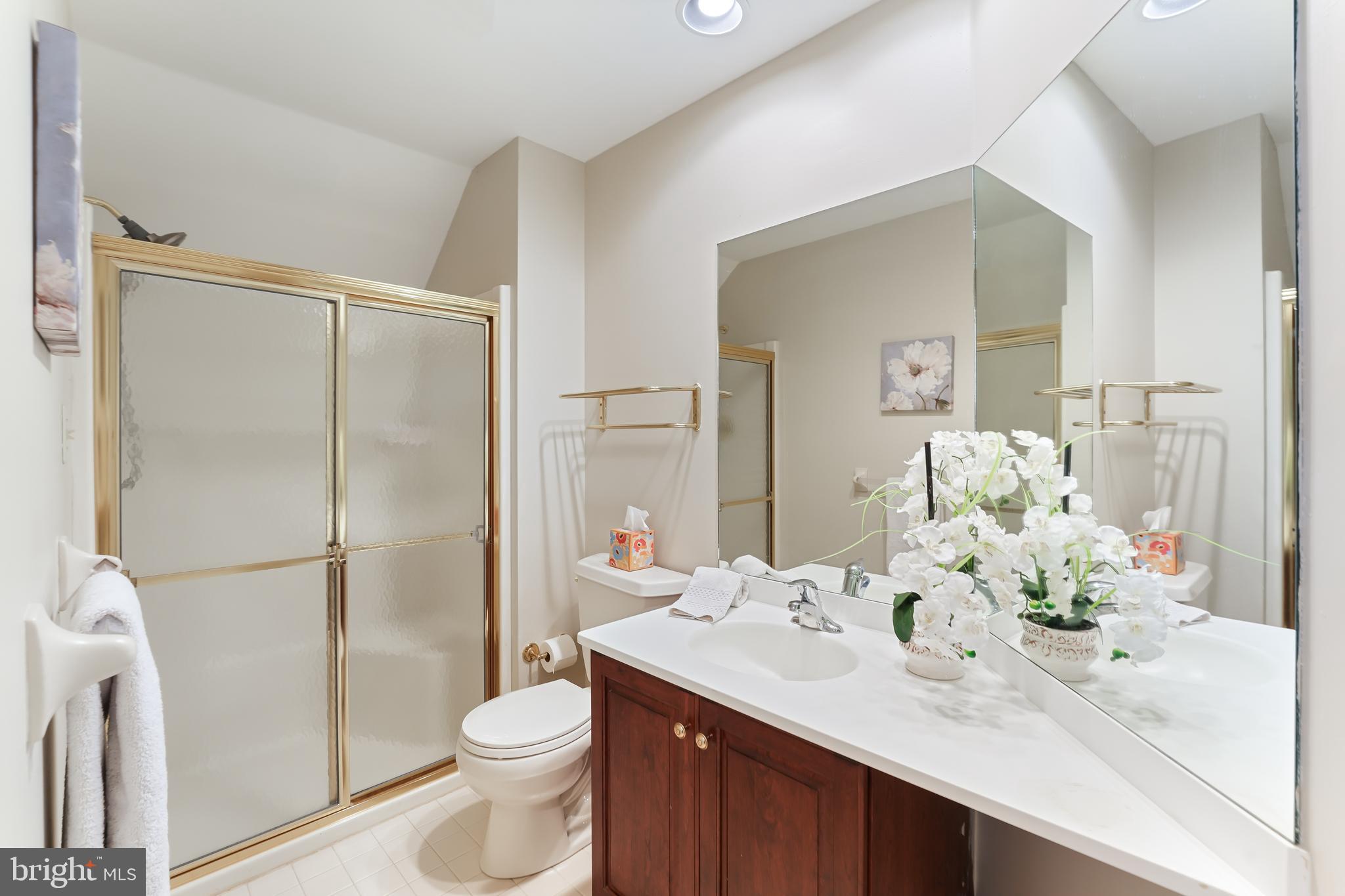 CROSS CREEK - Residential