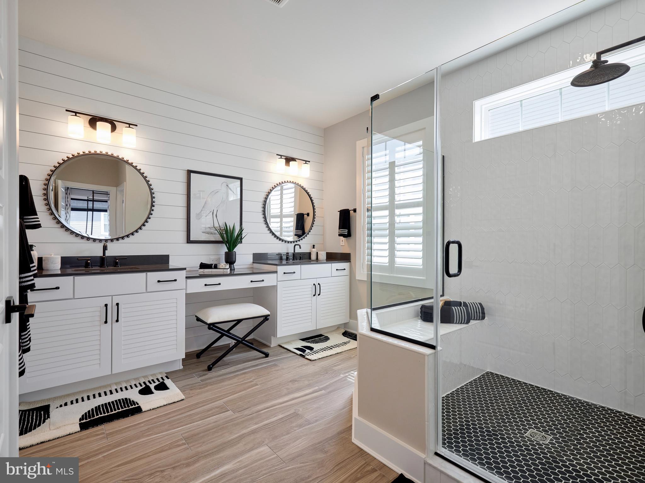 MONARCH - Residential