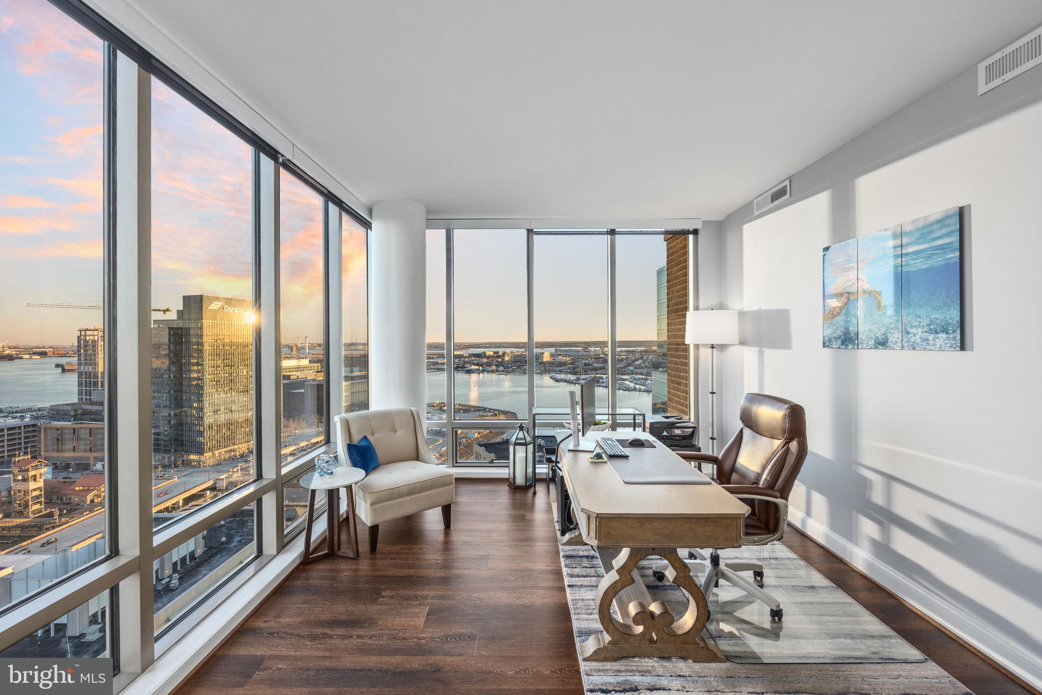 HARBOR EAST - Residential