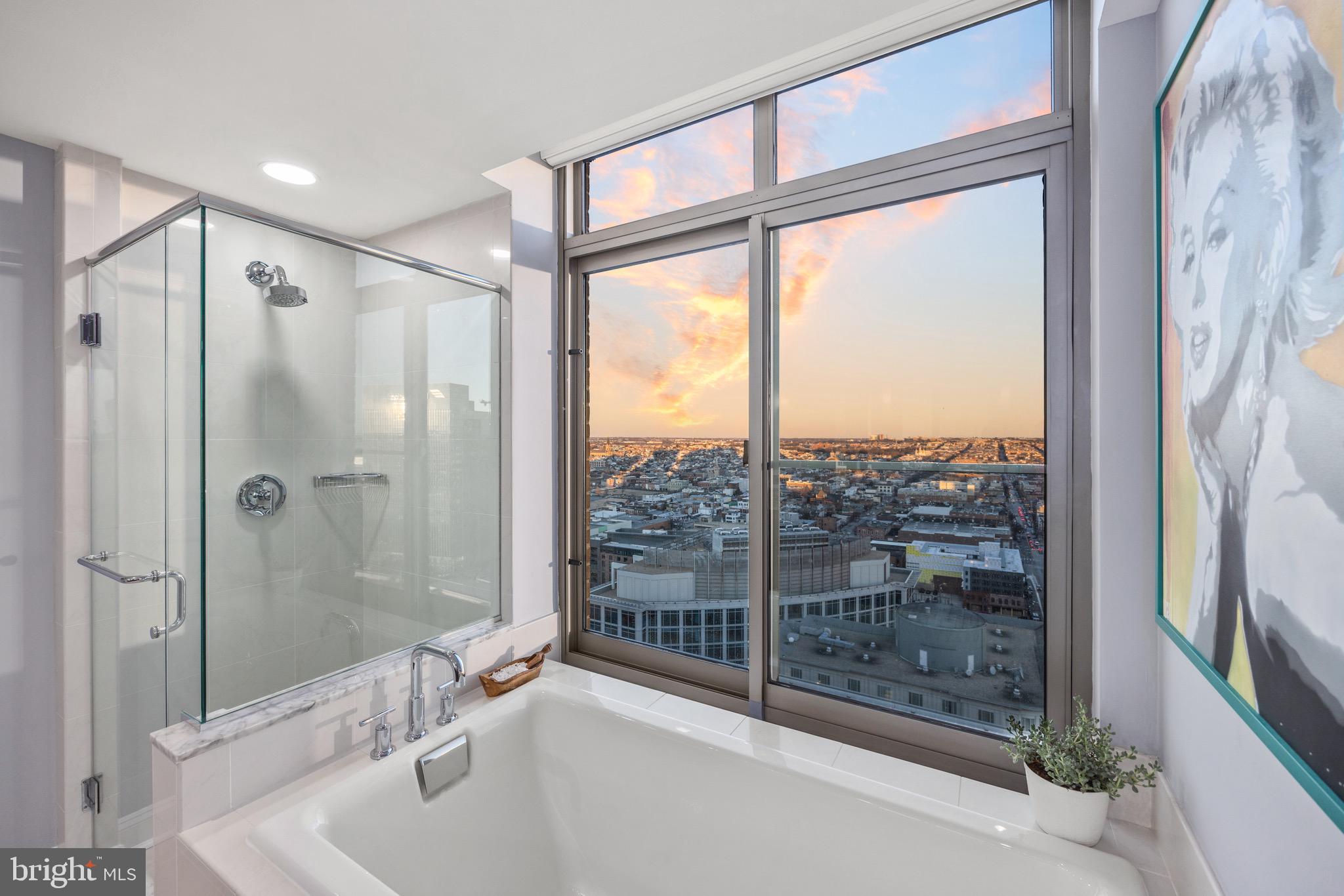 HARBOR EAST - Residential