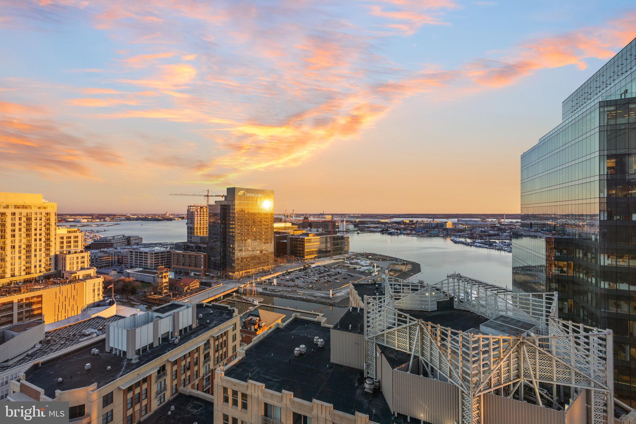 HARBOR EAST - Residential