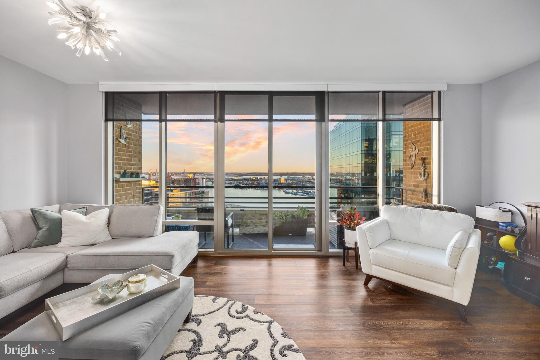 HARBOR EAST - Residential