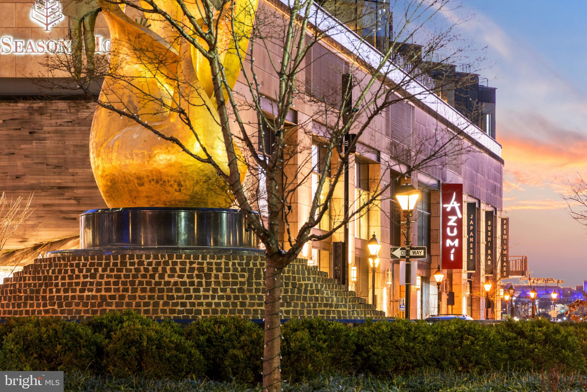 HARBOR EAST - Residential