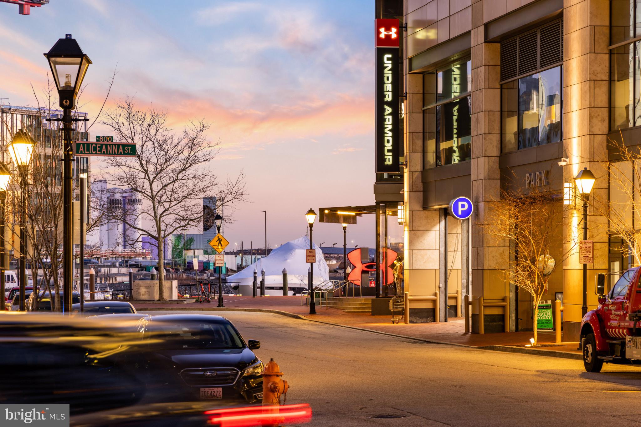 HARBOR EAST - Residential