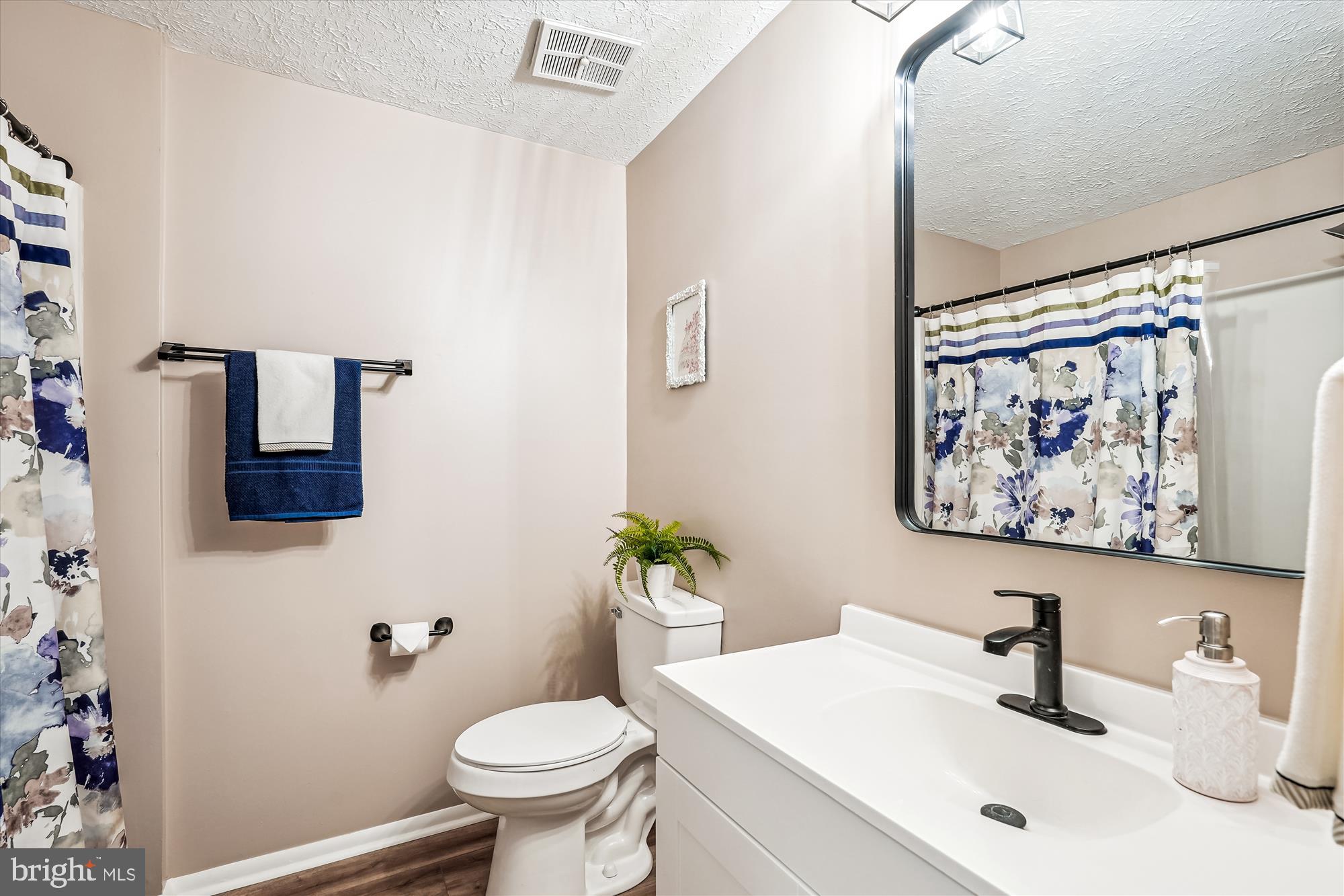 PARK OVERLOOK - Residential