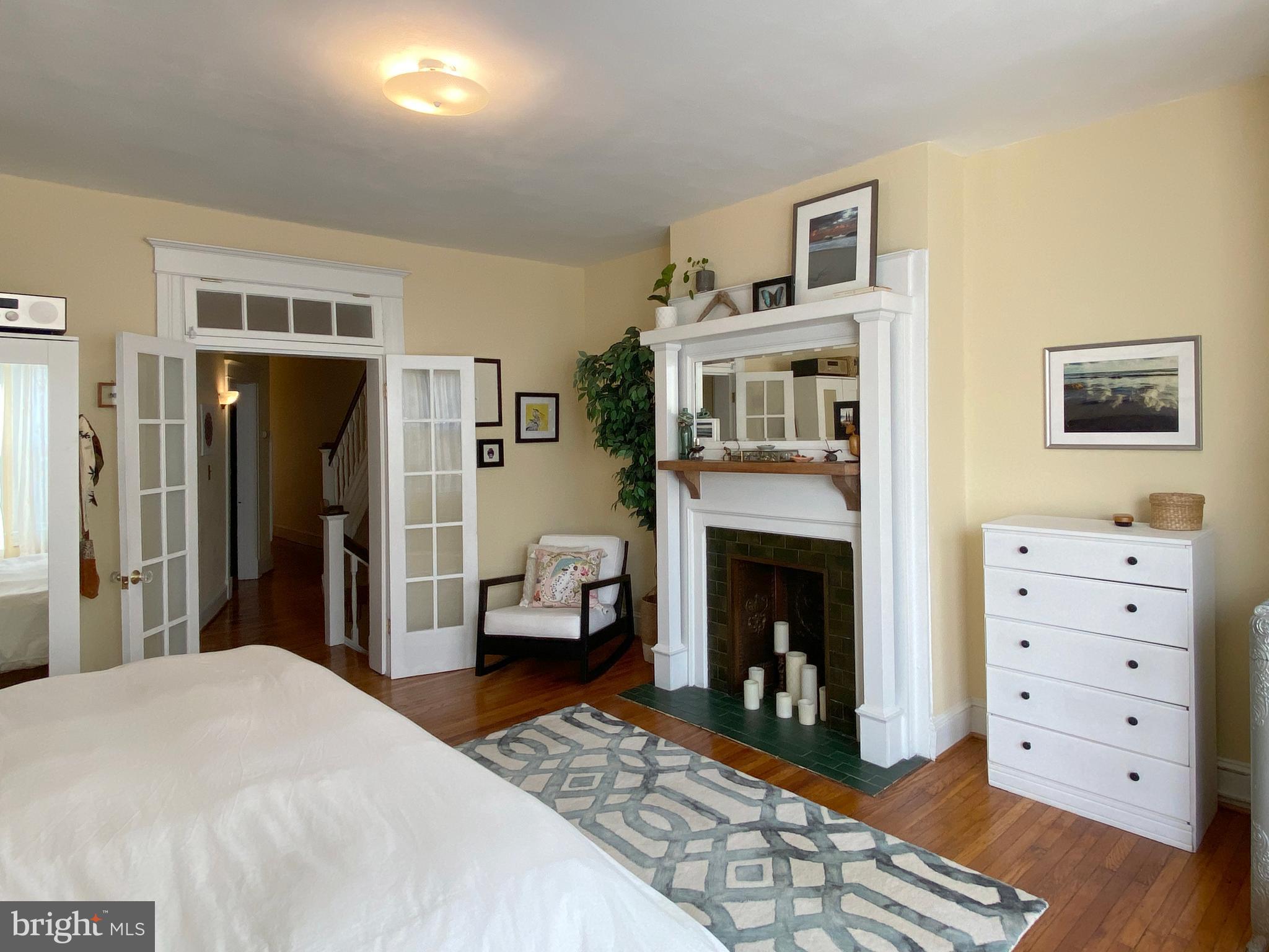 CHARLES VILLAGE - Residential