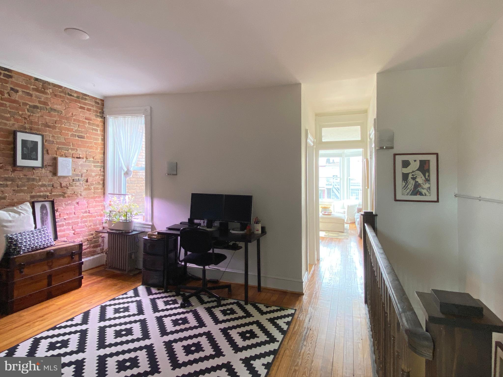 CHARLES VILLAGE - Residential