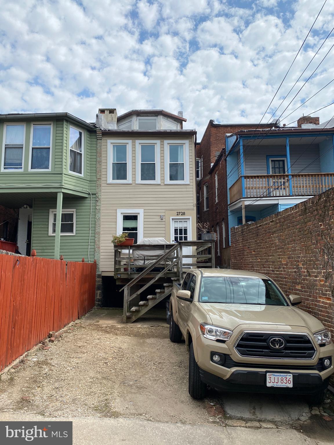 CHARLES VILLAGE - Residential