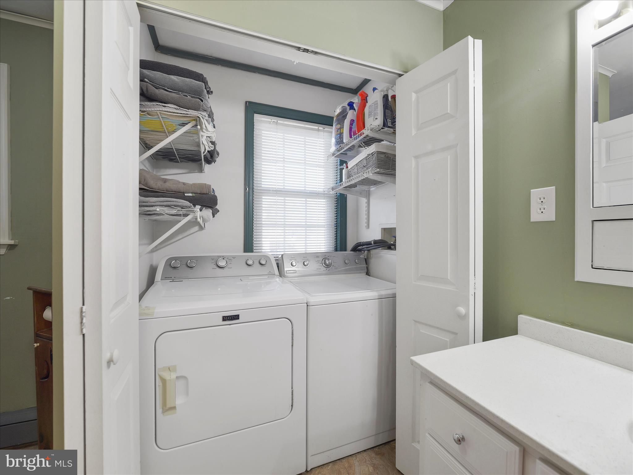 HALFWAY - Residential