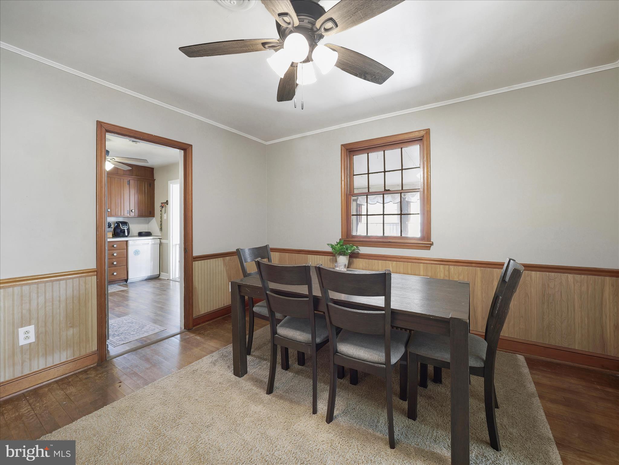 HALFWAY - Residential