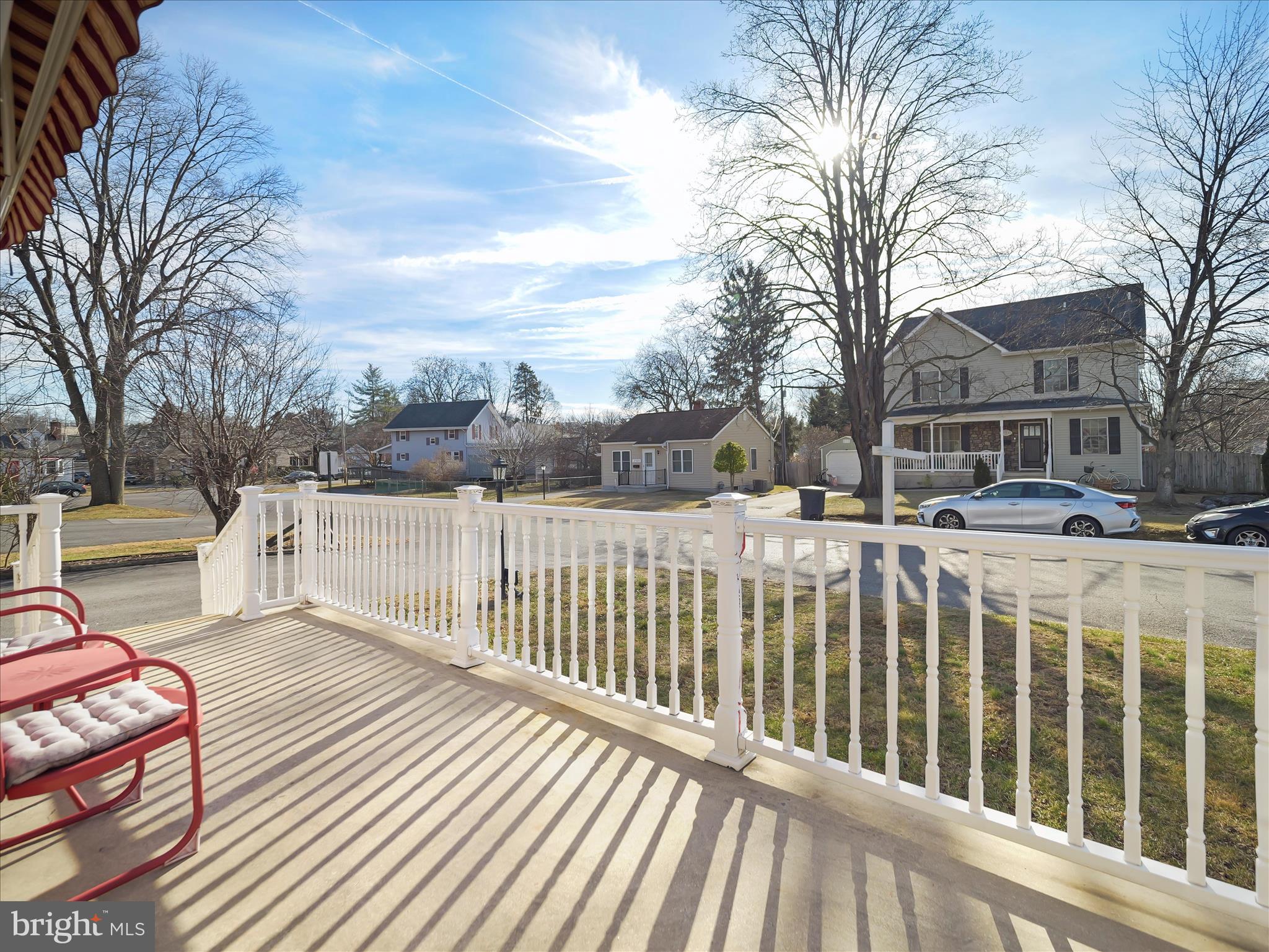 HALFWAY - Residential