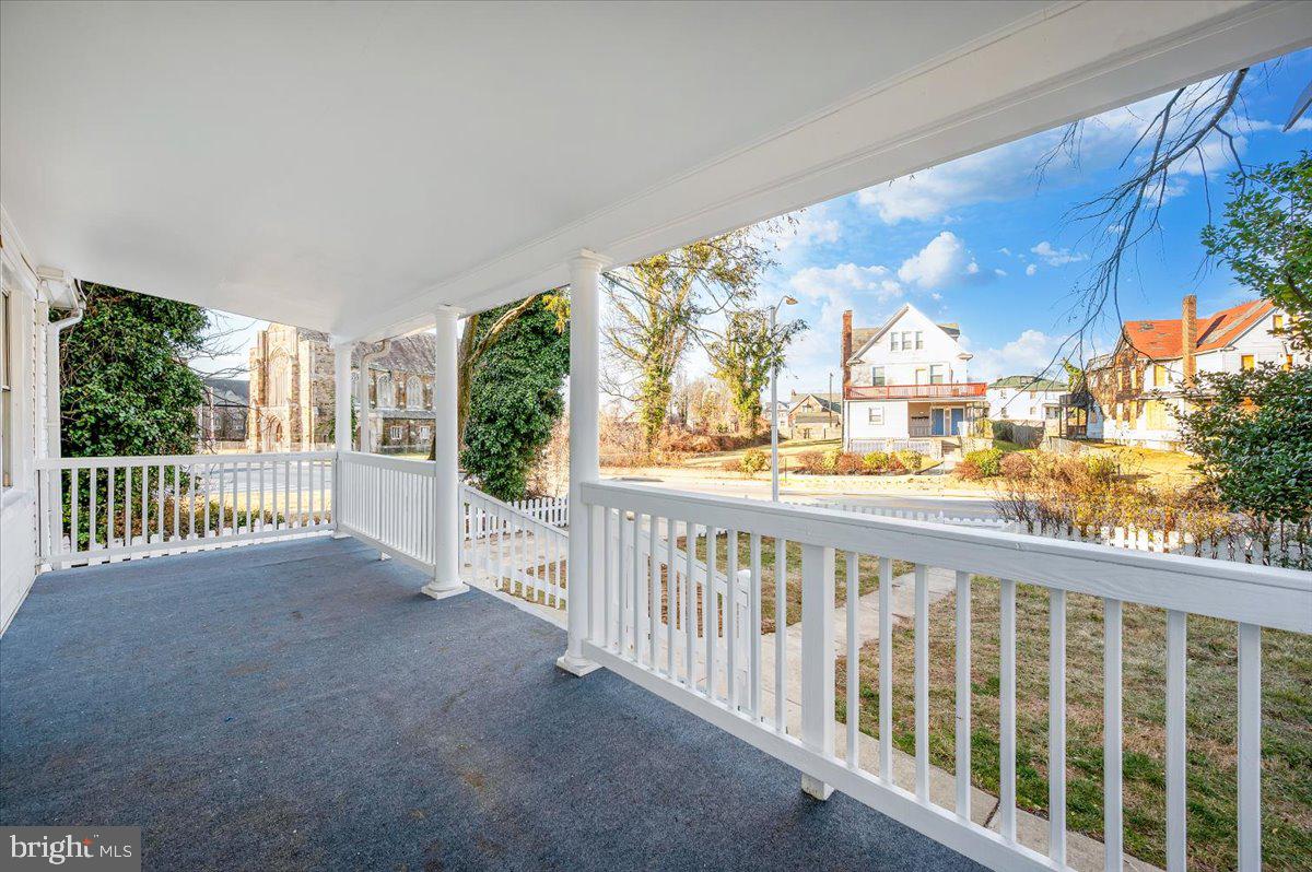 GARRISON - Residential